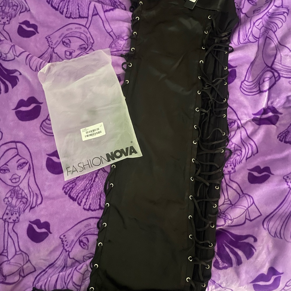 Fashion Nova-Jeannie Satin Midi Dress